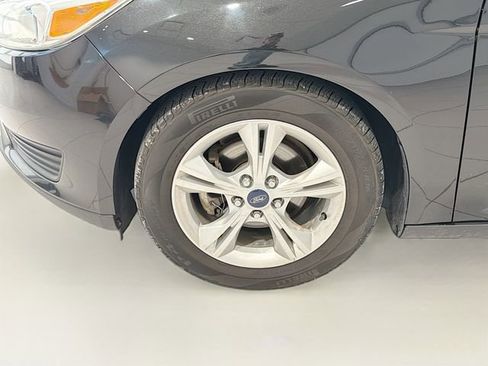 Used 2015 Ford Focus S image 24