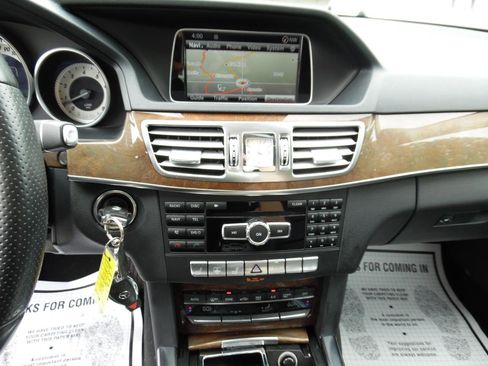 Used 2014 Mercedes-Benz E 350 4MATIC Sedan w/ Premium 1 Package image 12