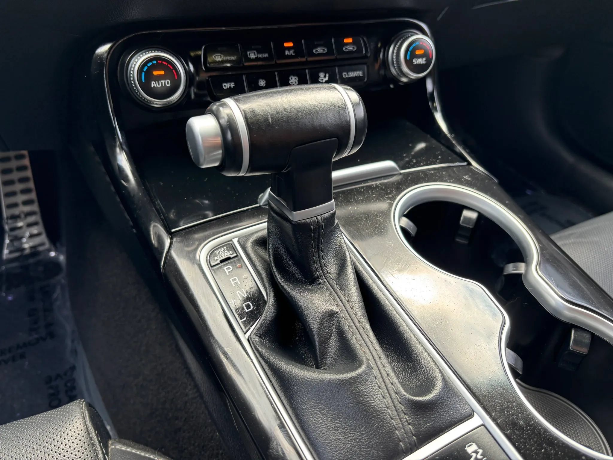 Used 2021 Kia Stinger GT-Line RWD image 40