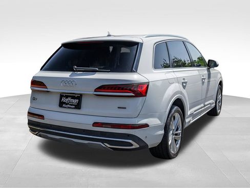 Used 2023 Audi Q7 3.0T Premium Plus AWD/4WD image 5