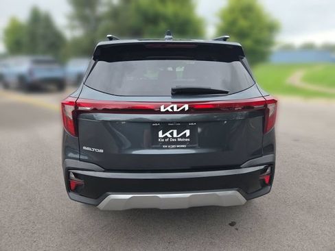 Certified 2024 Kia Seltos S FWD image 4