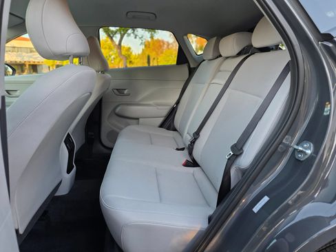 Used 2025 Hyundai Kona SEL AWD/4WD image 11