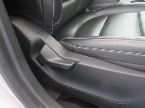 Used 2020 Ford Escape SEL AWD/4WD image 25