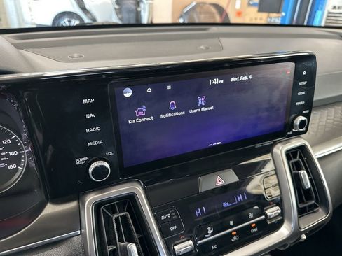 Used 2022 Kia Sorento S image 53