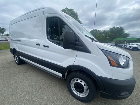 New 2026 Ford Transit 250 148 Medium Roof RWD image 1