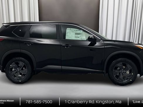 New 2026 Nissan Rogue SV AWD/4WD image 4