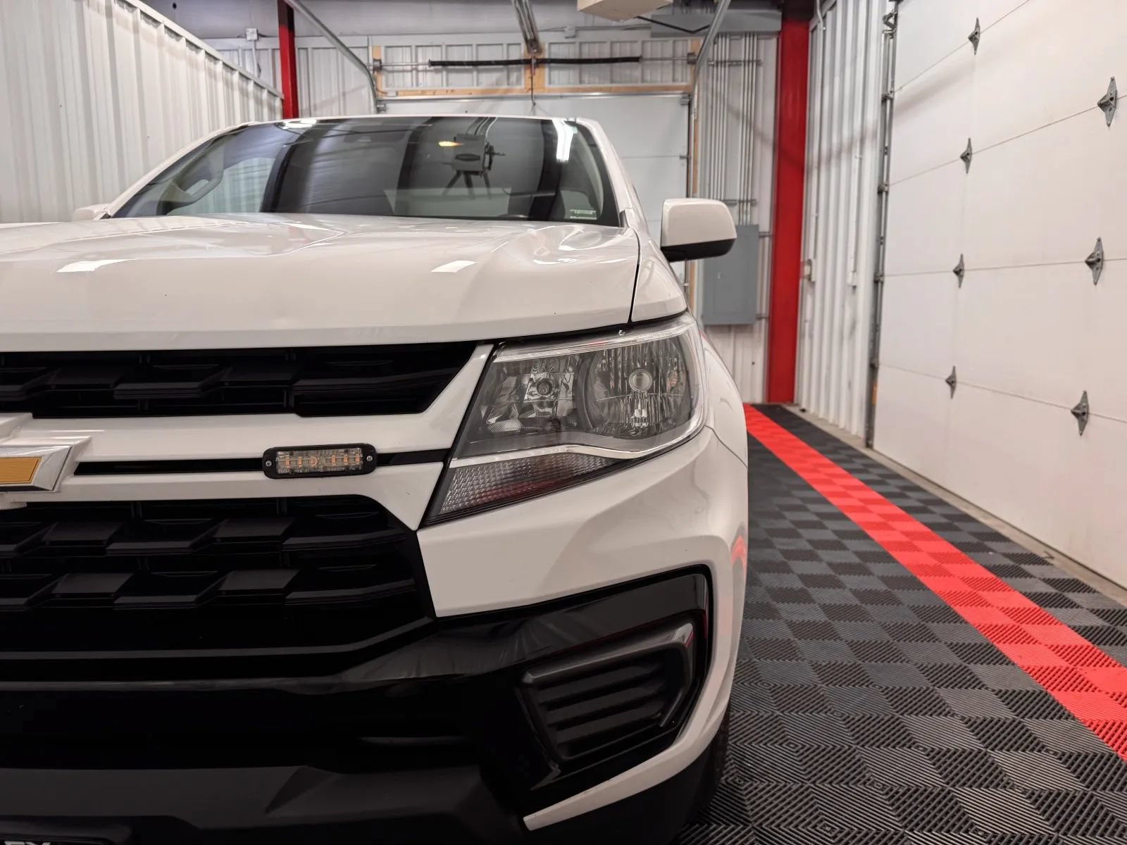 Used 2022 Chevrolet Colorado LT w/ Fleet Safety Package AWD/4WD image 8