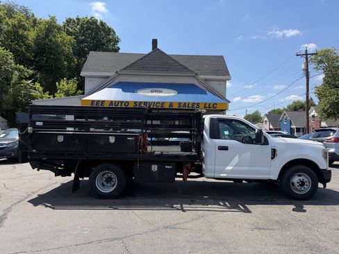 Used 2019 Ford F350 XL RWD image 1