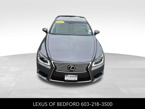 Used 2017 Lexus LS 460 AWD w/ Comfort Package image 2