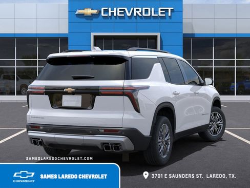 New 2025 Chevrolet Traverse LT image 4