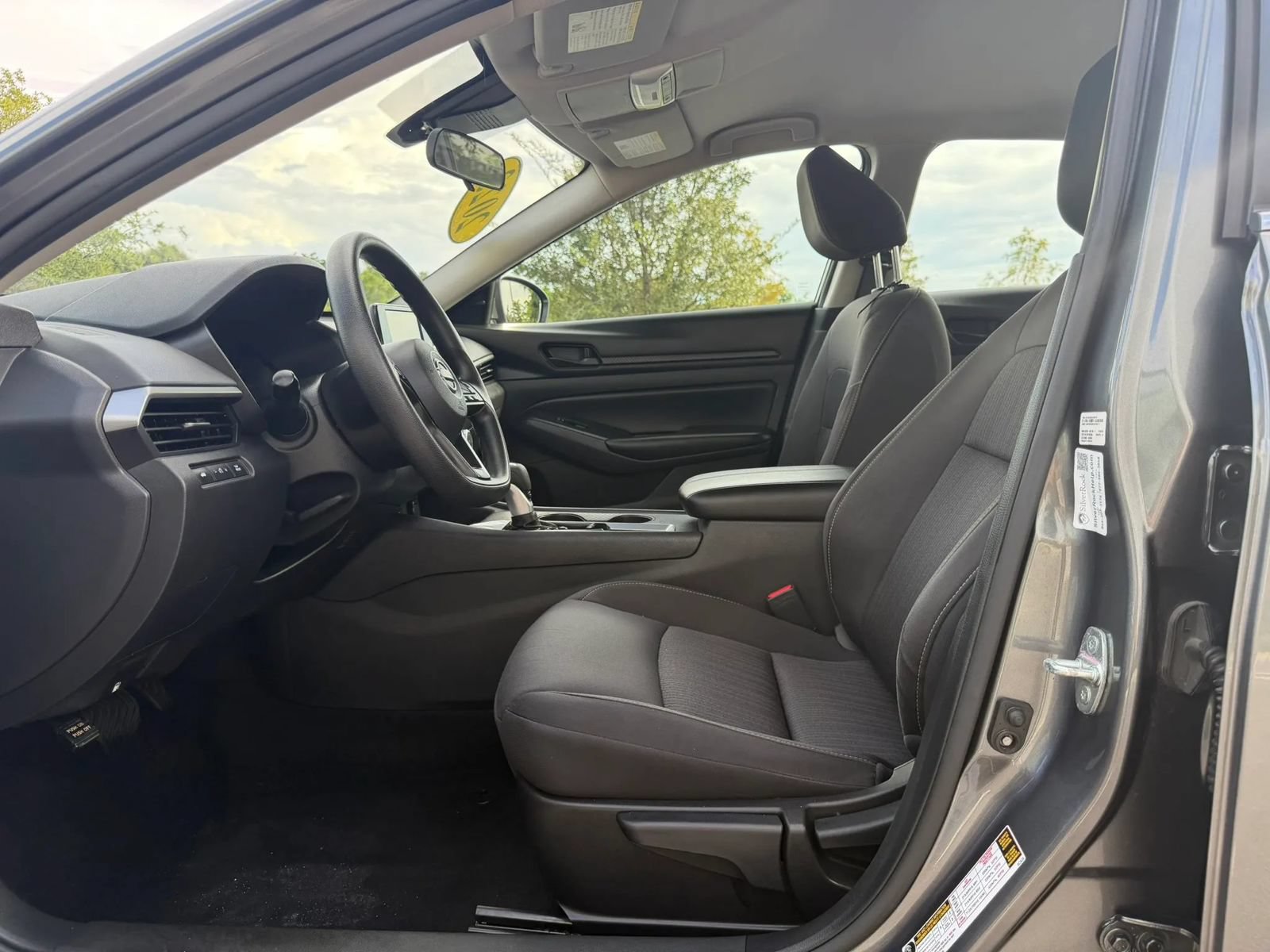 Used 2023 Nissan Altima 2.5 S FWD image 39