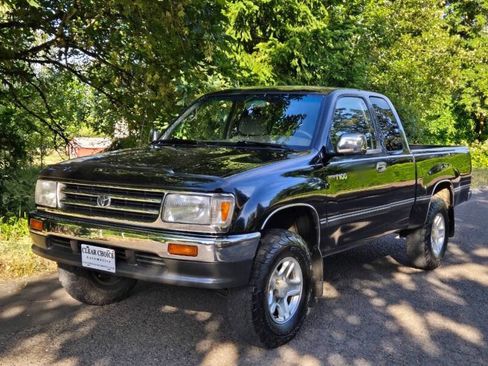 Used 1998 Toyota T100 SR5 AWD/4WD image 6
