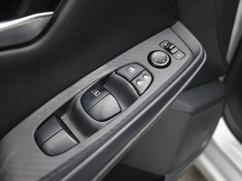Used 2021 Nissan Sentra SV FWD image 13