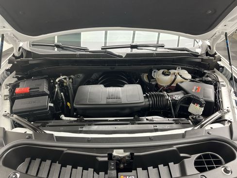 Certified 2025 Chevrolet Suburban RST w/ RST Capability Package image 33