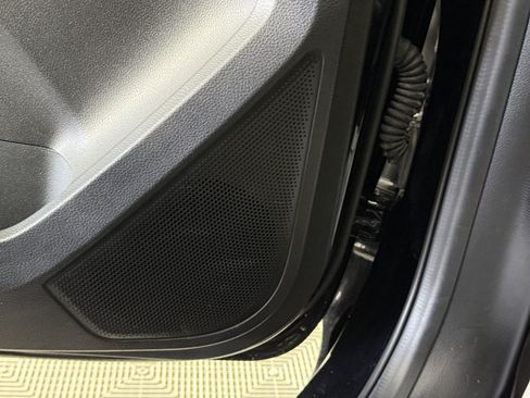 Certified 2022 Ford Ranger Lariat w/ Tremor Off-Road Package image 17