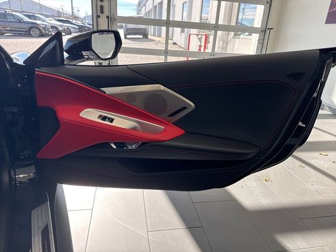 Used 2025 Chevrolet Corvette Stingray Preferred Cpe w/ 2LT image 46