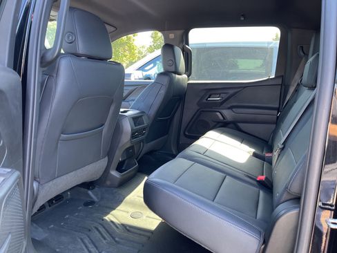 Used 2024 Chevrolet Silverado EV W/T AWD/4WD image 4