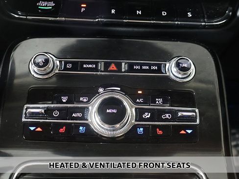 Used 2022 Lincoln Nautilus Reserve image 8