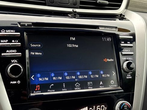 Used 2017 Nissan Murano SV AWD/4WD image 13