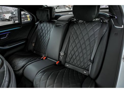 New 2026 Mercedes-Benz S 580 4MATIC Sedan image 9