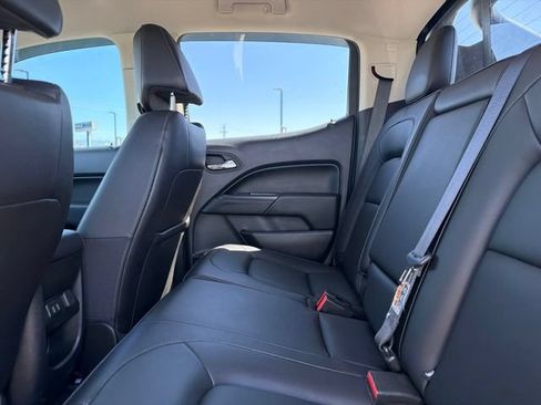 Used 2018 Chevrolet Colorado ZR2 w/ ZR2 Dusk Special Edition AWD/4WD image 17