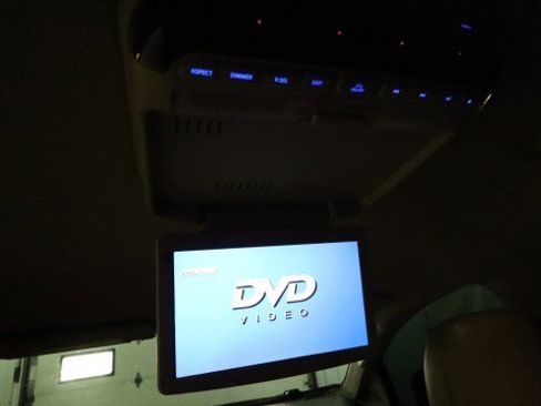 Used 2019 Chrysler Pacifica Touring-L image 13