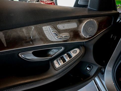 Used 2015 Mercedes-Benz C 300 4MATIC Sedan image 16