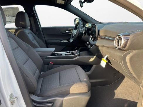 New 2026 Chevrolet Equinox LT image 15