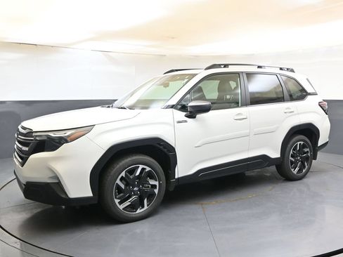 New 2026 Subaru Forester Touring AWD/4WD image 2