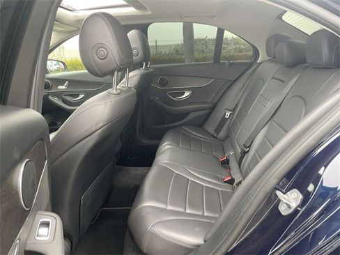Used 2019 Mercedes-Benz C 300 Sedan image 25