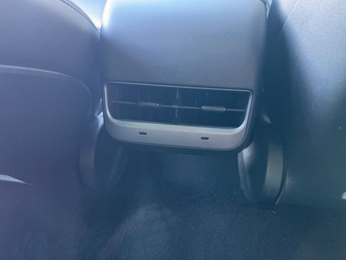 Used 2022 Tesla Model 3 Standard Range RWD image 20