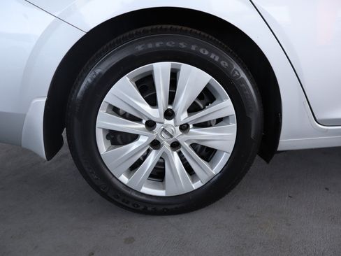 Used 2021 Nissan Sentra S image 46