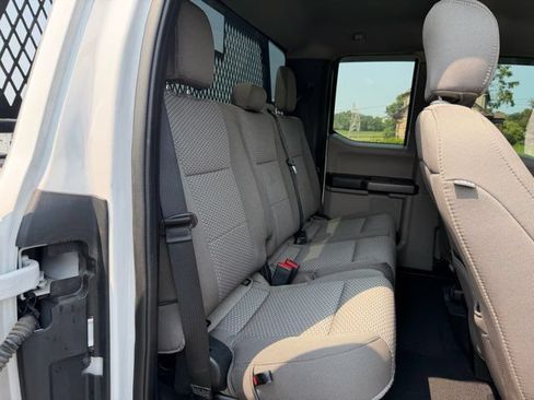 Used 2020 Ford F250 XLT w/ Snow Plow Prep Package AWD/4WD image 23