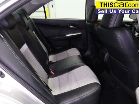 Used 2014 Toyota Camry SE image 21