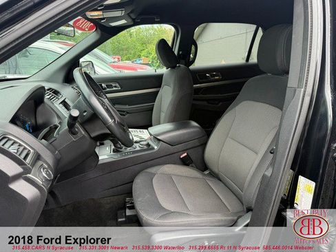 Used 2018 Ford Explorer XLT AWD/4WD image 11