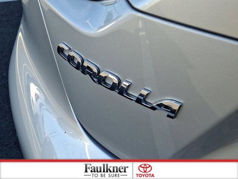 Used 2023 Toyota Corolla LE image 30