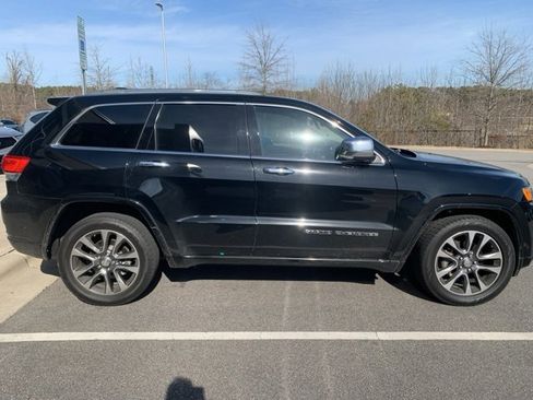 Used 2018 Jeep Grand Cherokee Overland image 5