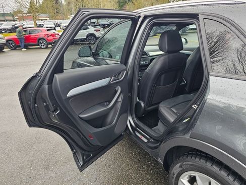 Used 2018 Audi Q3 2.0T Premium image 23