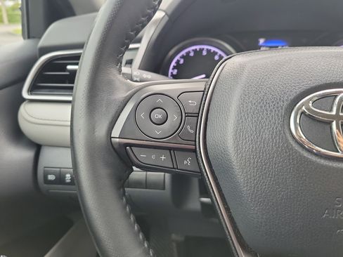 Used 2022 Toyota Camry SE image 15