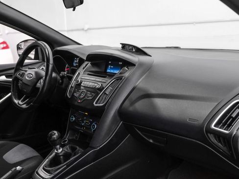 Used 2017 Ford Focus ST FWD image 16