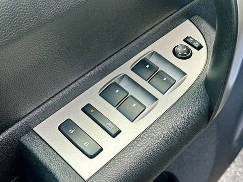 Used 2008 Chevrolet Silverado 3500 LT image 17