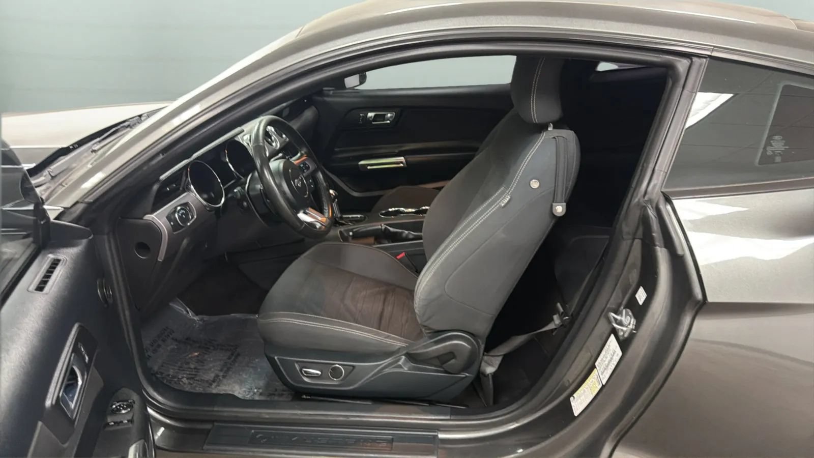 Used 2015 Ford Mustang Coupe w/ Enhanced Security Package RWD image 21