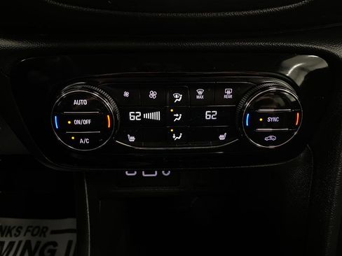 Used 2021 Buick Encore GX Essence image 24