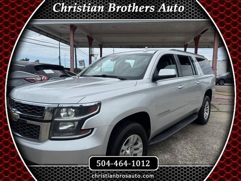 Used 2018 Chevrolet Suburban LT RWD image 1