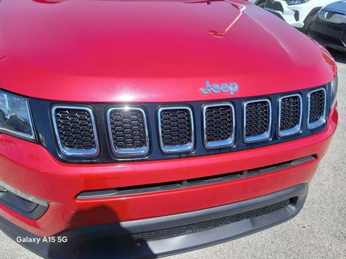 Used 2020 Jeep Compass Latitude w/ Popular Equipment Group FWD image 21