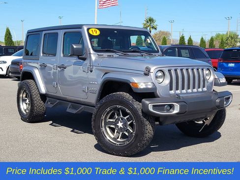 Used 2019 Jeep Wrangler Unlimited Sahara image 1