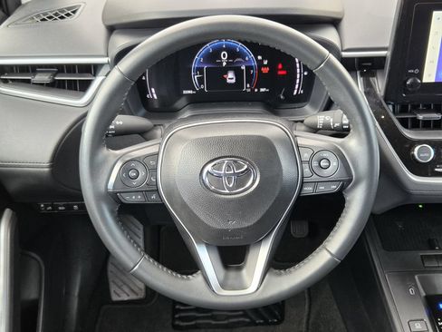 Used 2026 Toyota Corolla Cross LE FWD image 15