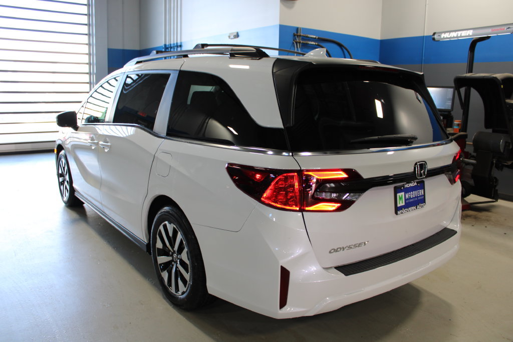 New 2027 Honda Odyssey EX-L image 8