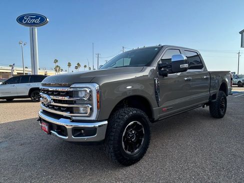 Used 2026 Ford F250 King Ranch w/ Tremor Off-Road Package AWD/4WD image 3