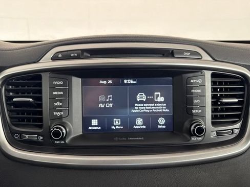 Used 2017 Kia Sorento FWD w/ LX Convenience Package image 15